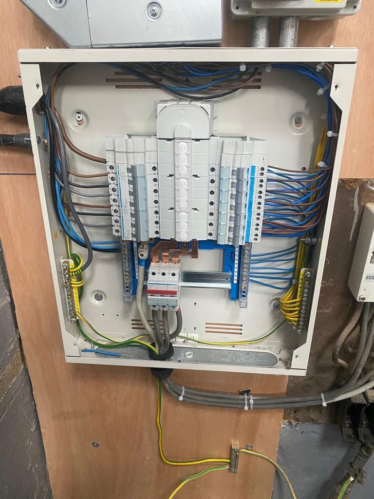 FFF7C20B-AA27-43A7-A82C-4F415F1A1F67